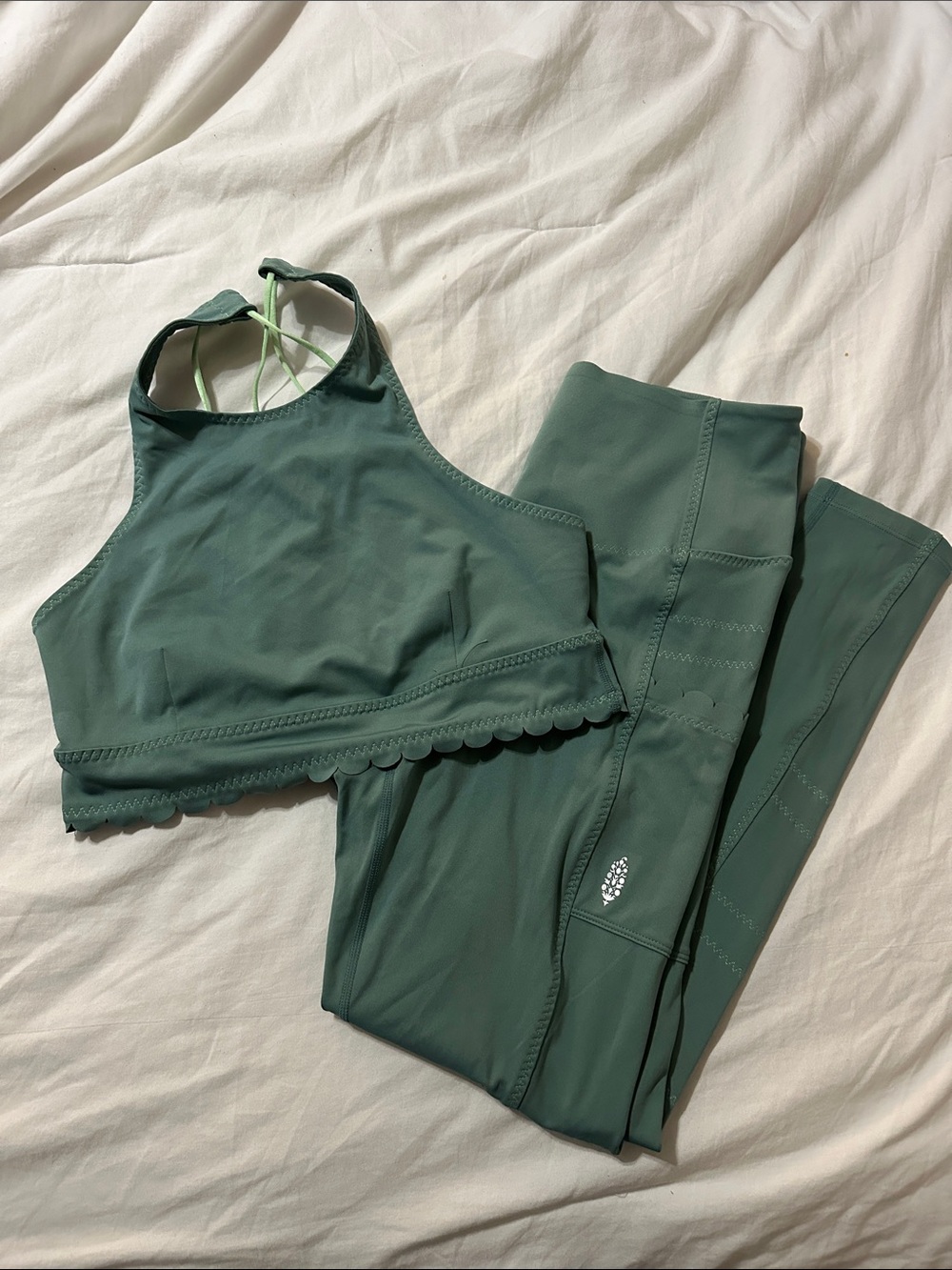 Free People Green Scalloped Edge Sports Bra & Leggings Set M